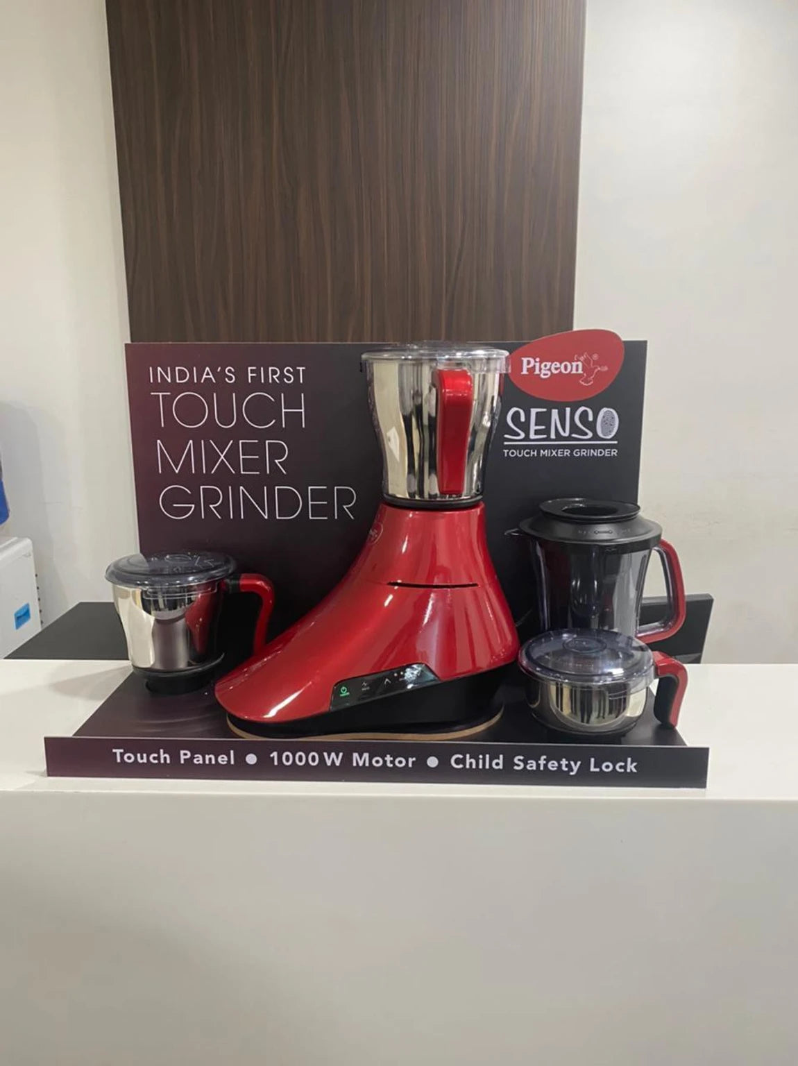 PIGEON:MIXER GRINDER:SENSO TOUCH 4J RED